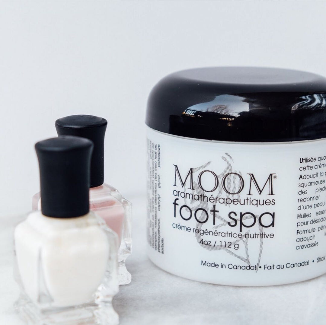 MOOM GIFT BOX+a 100% natural FOOT CREAM +one luxurious SILK of your choice—email your selection to info@moom.com or let us pick for you, enjoy this 40% off!